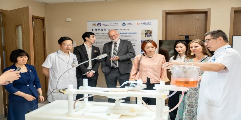 1756085401427412.jpg 4.jpg